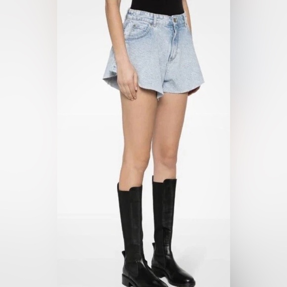 Women’s  Denim Jean Shorts Pinko Raw  Hem Trendy NWT  Sz 30 Country Boho Hippie - Picture 1 of 6